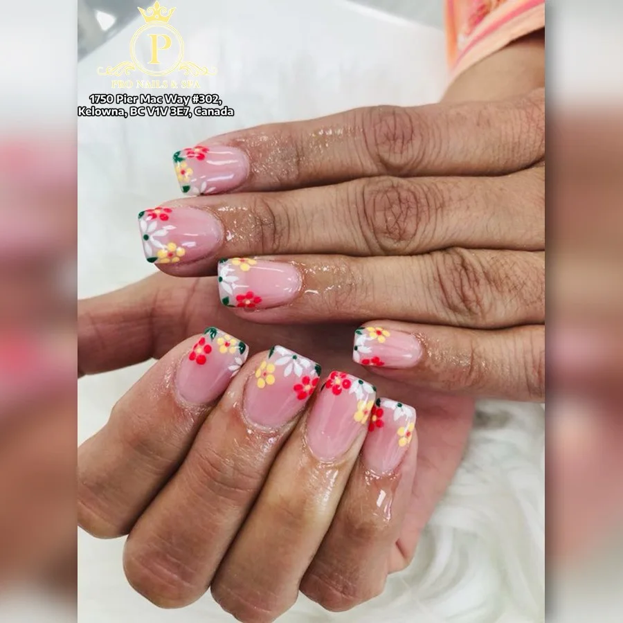 Colourful floral short manicure